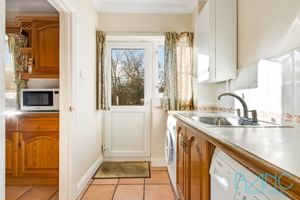 Photo 27- click for photo gallery